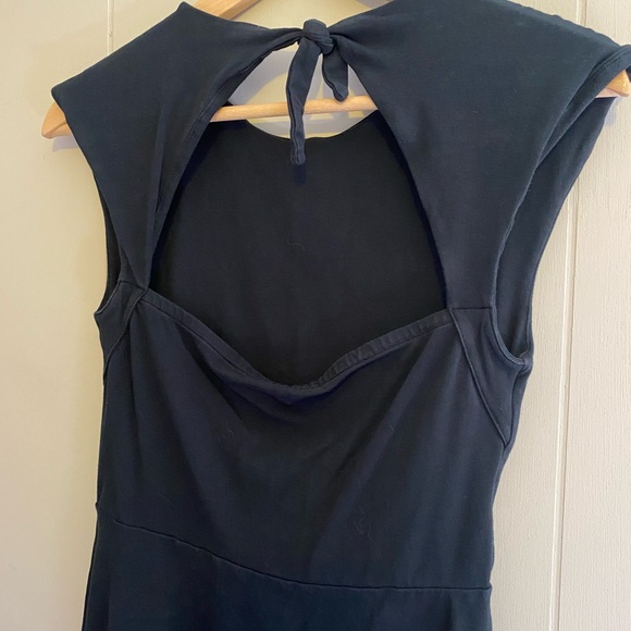 SOLD Aritzia Talula Palmetto Black Fit & Flare Cut Out Tie-Back Skater Dress - Picture 1 of 6